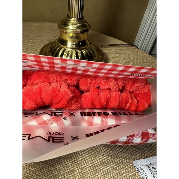 Creme Shop X HELLO KITTY Red Gingham Plush Spa Headband Limited Edition - Picture 6 of 6